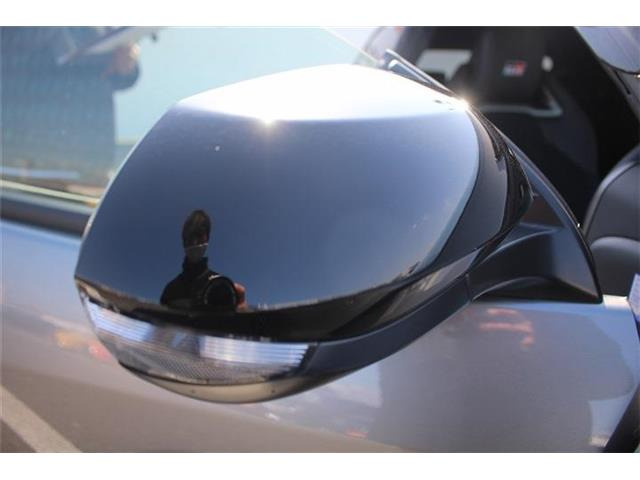 ���Ǝҗl�ւ̔̔��͂��f�肳���Ă��������܂��B �Ԍ������ԗ��̏ꍇ�́A�Ԍ����擾�������x�������z�ŕ\�����Ă���܂��B