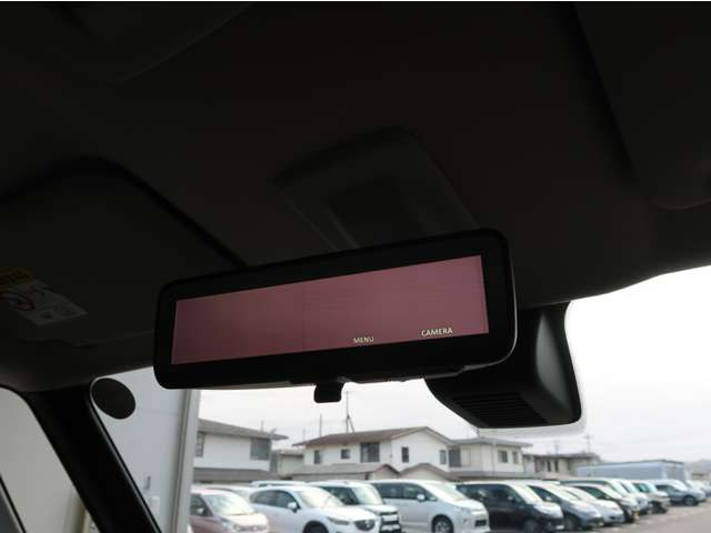 デリカミニT プレミアム 4WD