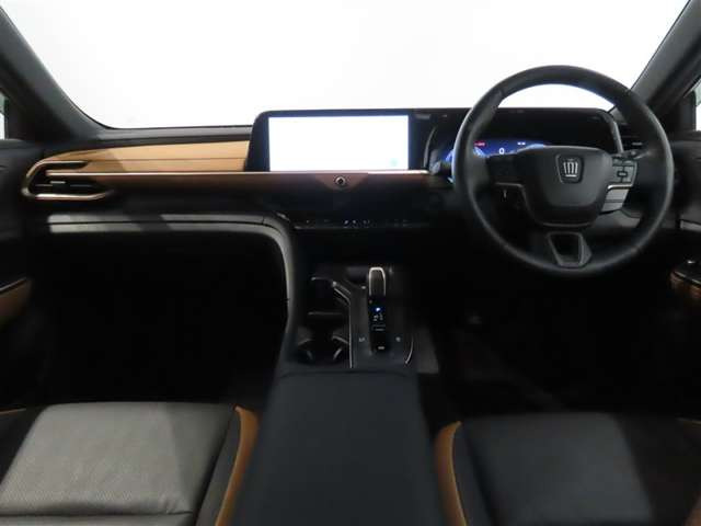 クラウンクロスオーバー2.4 RS E-Four advanced 4WD