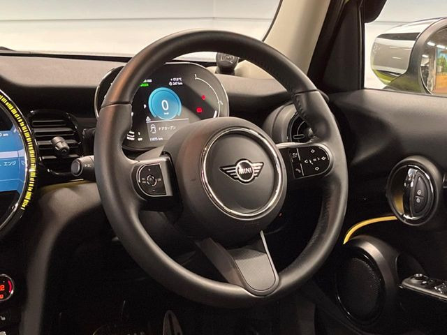 ���n���h�����̃X�������Ȃ��A���ꂢ�ȏ�Ԃ��ێ����Ă���܂��B�e�X�C�b�`���̓�����m�F�ς݂ł��B