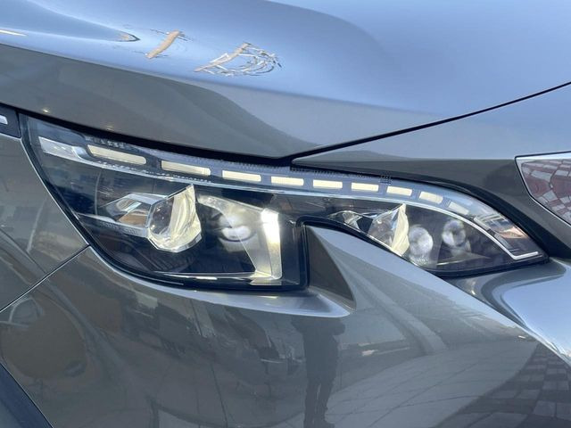 ��LED�w�b�h���C�g:��ԑ��s�����ǍD�Ȏ��E���m�ۂ����S���ĉ^�]�ł��鍂�P�xLED�w�b�h���C�g�𑕔�!�_�����x�������A����d�͂��}�����Ă��܂��B