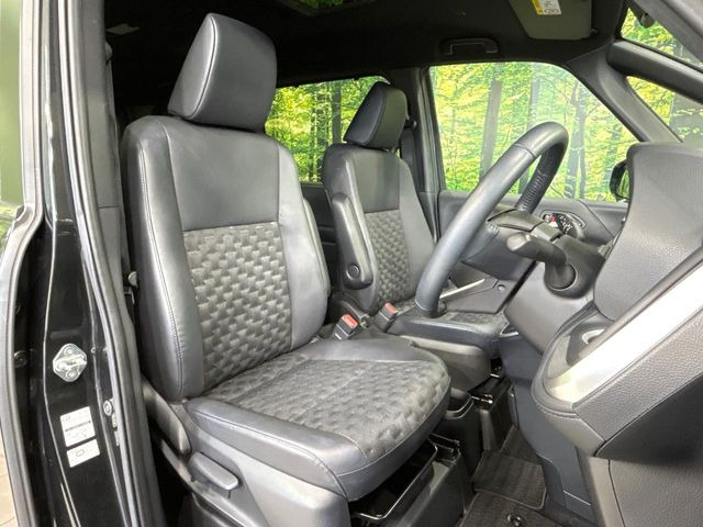 �^�]�ȃV�[�g���͎g�p�������Ȃ��A�ǍD�ȏ�ԂƂȂ��Ă��܂��B���J�Ɏg���Ă������Ƃ��悭�킩��܂��ˁB