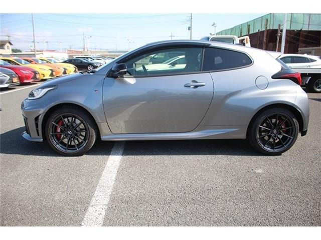 ���Ǝҗl�ւ̔̔��͂��f�肳���Ă��������܂��B �Ԍ������ԗ��̏ꍇ�́A�Ԍ����擾�������x�������z�ŕ\�����Ă���܂��B