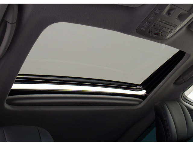 �l�C�����̃T�����[�t���t���Ă��܂�!�㉺�`���g�ɑO��X���C�h�@�\���t���Ă��܂��̂ŁA�l�X�ȃh���C�u�V�[���Ŋ��􂵂Ă���܂�!!�J��������ԓ���Ԃ͋C�����������ł���!����̊����Ă݂ĉ�����!