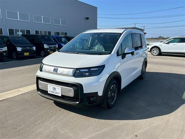 フリード1.5 e:HEV クロスター