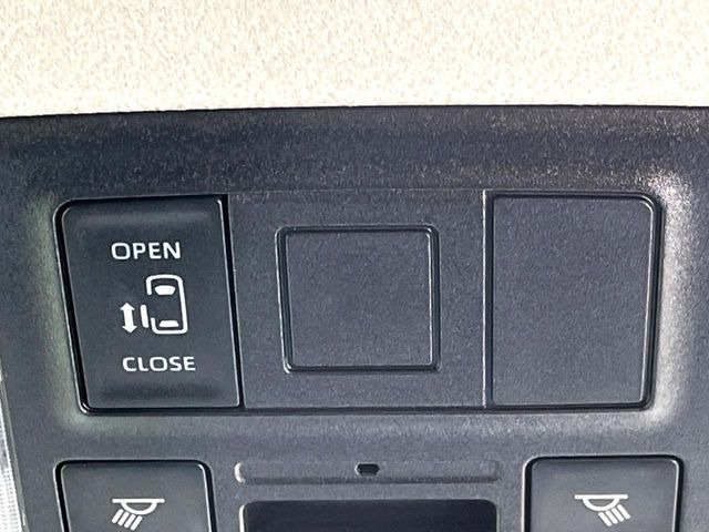 �y�p���[�X���C�h�h�A�z�X�}�[�g�L�[��^�]�Ȃ̃X�C�b�`�ŃX���C�h�h�A�̊J���\���d��������͂����ăh�A���J����K�v�������A���������q�l�ł��A�d���ו��������Ă��鎞�����N�ɊJ���߂ł��܂���