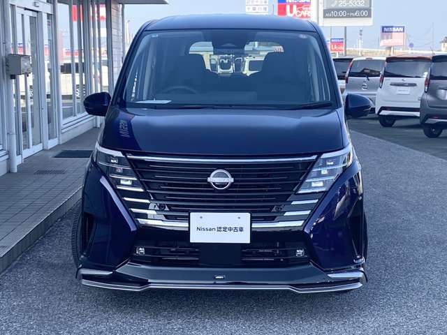 セレナ1.4 e-4ORCE ハイウェイスターV 4WD