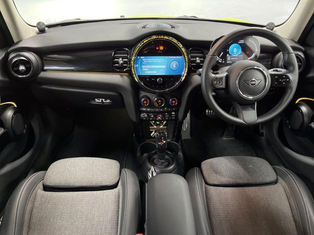 �A���ԃO���[�v���݌ɐ���2,000��!�S���̌n��X���烁�[�J�[�E�Ԏ��킸���Љ�o����̂ŁA���Ȃ��Ƀs�b�^���̂��Ԃ�������͂��ł���܂��͂��₢���킹��������