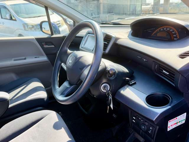 ����̎����������܂��B���d�b�̏エ�z�������܂��ƍK���ł��B