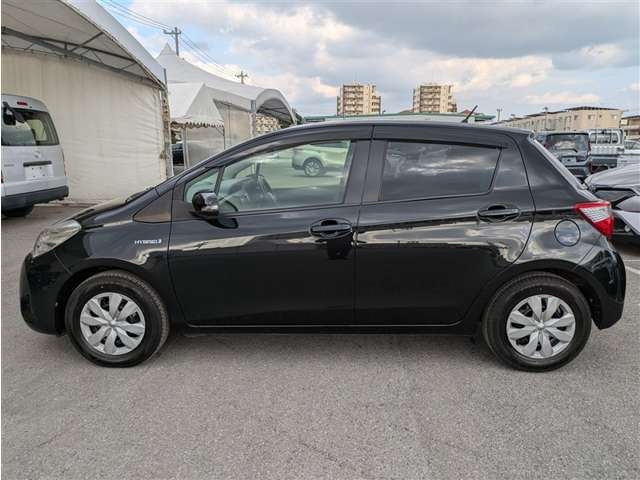 ヴィッツ1.5 ハイブリッド F