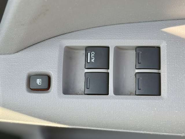 ���̓x�͐�����̔��X�̒����瓖�X�̎ԗ��������������肪�Ƃ��������܂��B���q�l�̂��ԑI�т��T�|�[�g�v���܂��B���C�y�ɂ��₢���킹�A�����X��������!