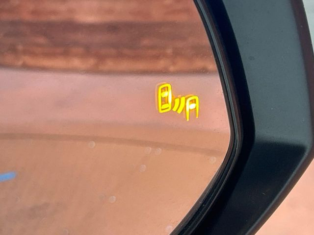 �y�u���C���h�X�|�b�g���j�^�[�z���s���A�h�A�~���[�̎��p�ɂȂ�₷���ӏ��Ɍ㑱�Ԃ��ڋ߂���ƃT�C�h�~���[�̃����Y�Ɍx����\��!�h���C�o�[�ɒ��ӊ��N�����Ă���܂��B