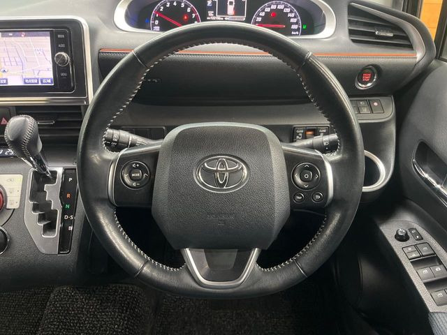 �y�����v�����X�e�A�����O�z�㎿�Ȋv���g�p���邱�ƂŁA��ɂ����������݂ƂĂ��^�]���₷���n���h���ł���