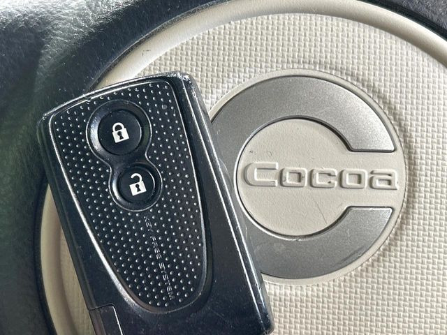 �y�L�[�t���[�V�X�e���z�J�o����|�P�b�g�ɓ��ꂽ�܂܂ł��h�A�̎{���E�������\�ȃX�}�[�g�L�[�𑕔��B�G���W���̃I���E�I�t�����J�M�����o���K�v����������Ƃ��Ă��֗��ł���