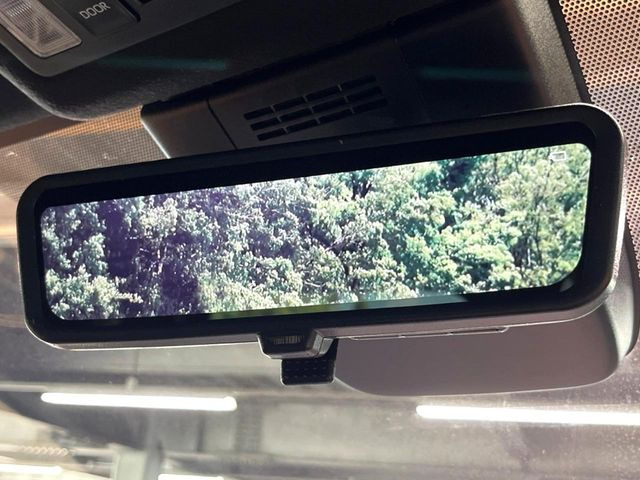 �y�f�W�^���C���i�[�~���[�z��Ȃ̑傫�ȉו��⓯��҂Ō�����m�F���Â炢���ł����S!�J�������B�e�����ԗ�����̉f�������[���~���[���ɕ\���B�N���A�Ȏ��E�ŏ󋵂̊m�F���\�ł�!