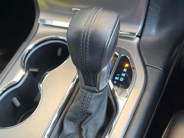 ��MT���[�h�t��AT:�ʏ�͎����ł����Ȃ���ϑ�(�M�A�`�F���W)���h���C�o�[�̑���ɂ���ĈӐ}�I�ɕς�����V�X�e���ł��B����w���i�̃h���C�u�����y���݂��������܂�!