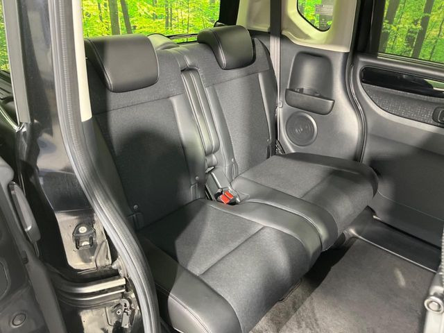 �y�n�[�t���U�[�V�[�g�z�������ƍ���S�n�𗼗������l�C�̃V�[�g���w�ʁE���ʂ̃t�@�u���b�N�f�ނ́A�ʋC���̗ǂ��⊊��ɂ����ɗD��Ă��܂��B�C���╞���ɍ��E���ꂸ���K�ɂ���肢�������܂��B