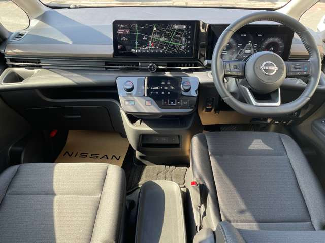 セレナ1.4 e-POWER ハイウェイスターV