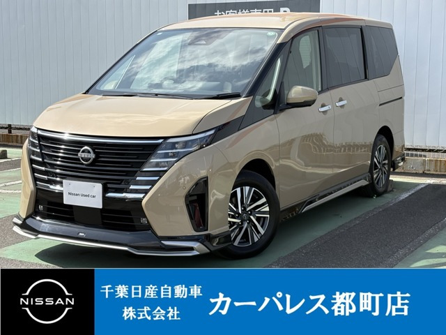 セレナ1.4 e-4ORCE ハイウェイスターV 4WD