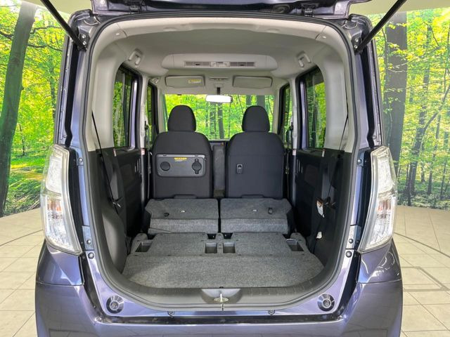 ���i�̂���������ʋ΁A���}���ɏ\���ȉ׎��X�y�[�X���m�ۂ��Ă���܂��B�Z�J���h�V�[�g��|���ƁA�傫�ȉו��̐ύڂ��\�ł���