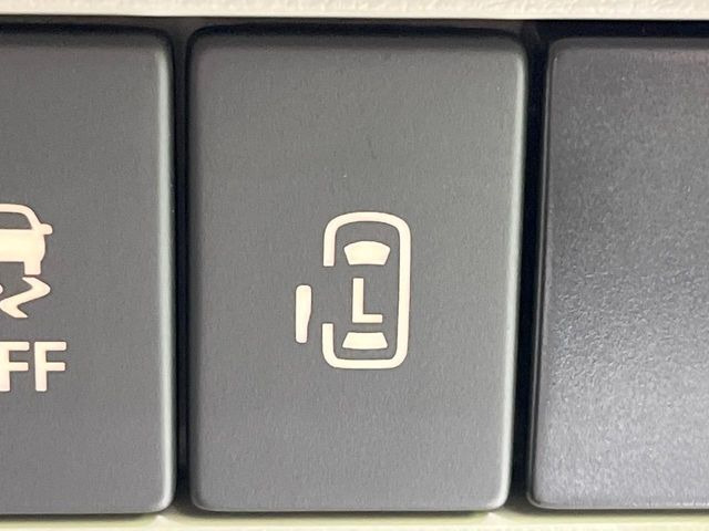 �y�p���[�X���C�h�h�A�z�X�}�[�g�L�[��^�]�Ȃ̃X�C�b�`�ŃX���C�h�h�A�̊J���\���d��������͂����ăh�A���J����K�v�������A���������q�l�ł��A�d���ו��������Ă��鎞�����N�ɊJ���߂ł��܂���