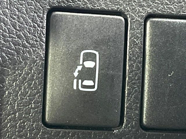 �y�p���[�X���C�h�h�A�z�X�}�[�g�L�[��^�]�Ȃ̃X�C�b�`�ŃX���C�h�h�A�̊J���\���d��������͂����ăh�A���J����K�v�������A���������q�l�ł��A�d���ו��������Ă��鎞�����N�ɊJ���߂ł��܂���