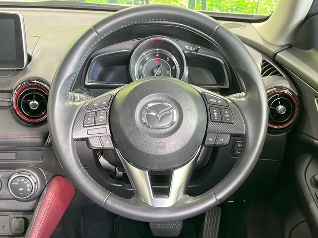 �y�����v�����X�e�A�����O�z�㎿�Ȋv���g�p���邱�ƂŁA��ɂ����������݂ƂĂ��^�]���₷���n���h���ł���