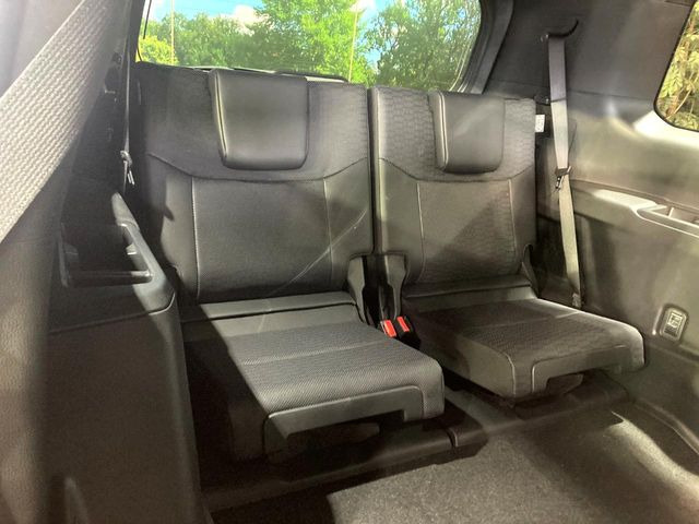 3��ڃV�[�g�͂�������ԗǍD����l�ł��������ƍ����Ē����܂��̂ŁA��l���ł̂��o���������N���N�ł��􂲉Ƒ��ŁA�C�̒m�ꂽ���ԂŁA�h���C�u�ɍs���̂��y���݂ł��ˁ�