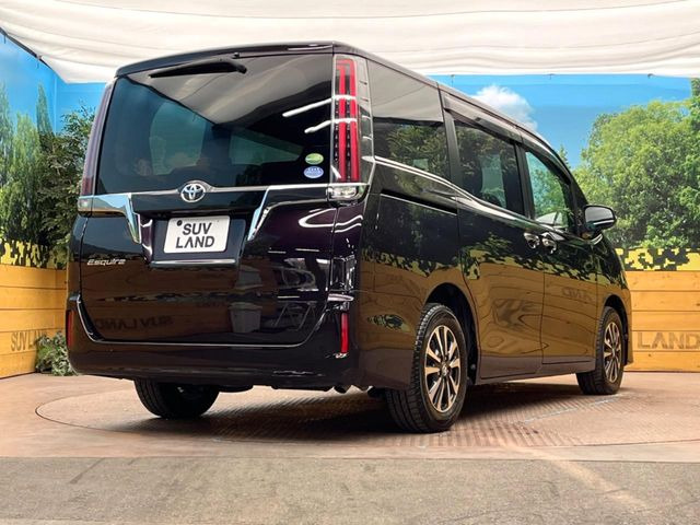 ☆全国のネクステージからお取り寄せが可能※!遠方の店舗に展示してあるクルマが気になる場合も、最寄りの店舗でご覧いただくことが可能です!是非私たちに要望をお聞かせください!※別途費用