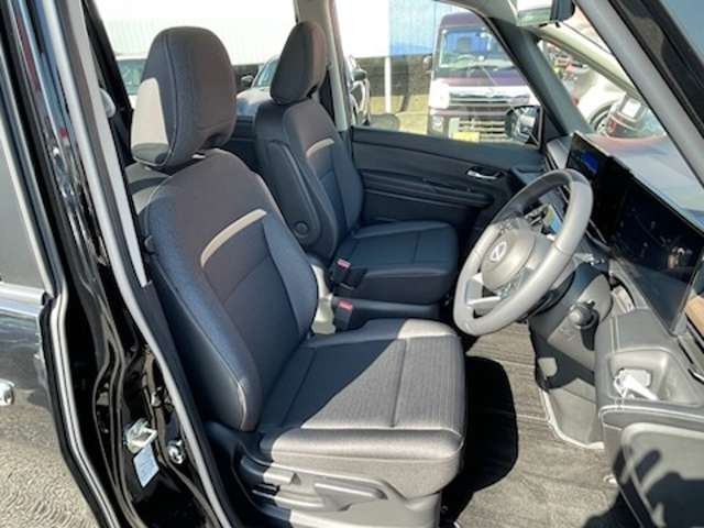 セレナ2.0 ハイウェイスターV