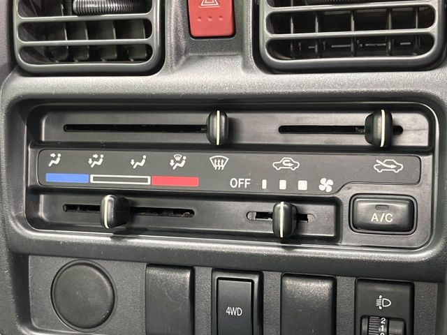 �����~�������Ă��S�Ȃɉ��K�ȋ󒲂�͂��Ă����A�_�C�������G�A�R���𑕔���