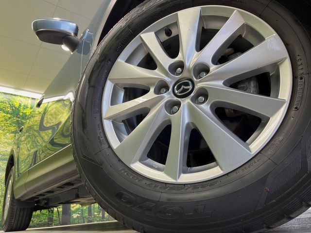 �y����17�C���`�A���~�z�C�[���z�O�ςɃ}�b�`���������A���~�z�C�[���𑕒����Ă���܂��B�e��ЊO�A���~�z�C�[����A�X�^�b�h���X�^�C�����戵�����Ă���܂��B���񂲑��k����������