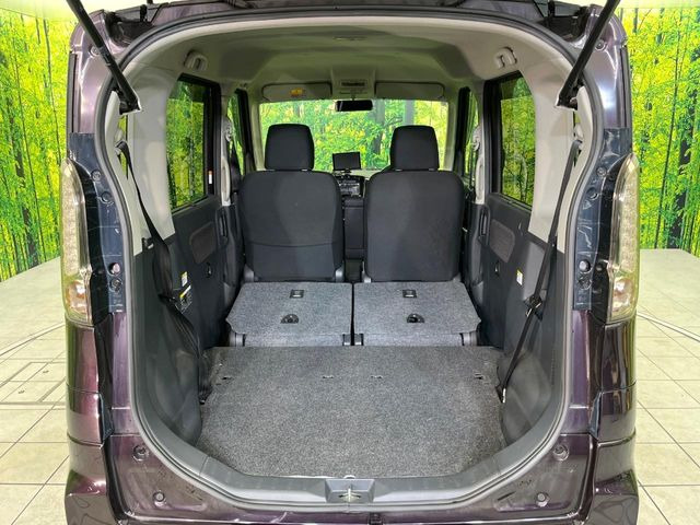 ���i�̂���������ʋ΁A���}���ɏ\���ȉ׎��X�y�[�X���m�ۂ��Ă���܂��B�Z�J���h�V�[�g��|���ƁA�傫�ȉו��̐ύڂ��\�ł���