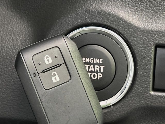 �y�L�[���X�X�^�[�g�V�X�e���z�J�o����|�P�b�g�ɓ��ꂽ�܂܂ł��h�A�̎{���E�������\�ȃX�}�[�g�L�[�𑕔��B�G���W���̃I���E�I�t�����J�M�����o���K�v����������Ƃ��Ă��֗��ł���