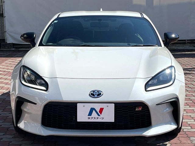 ���Ђł́A�S�ԁw�C�����Ȃ��x�̂��Ԃ̂ݎ�舵���Ă���܂��B��C�o�C���[�ɂ�錵�I�����d����̌�A���Ɍ�̎ԗ��`�F�b�N���s���A�l�N�X�e�[�W���F�肵�����i���Ȓ��ÎԂ����񋟂��Ă���܂��B