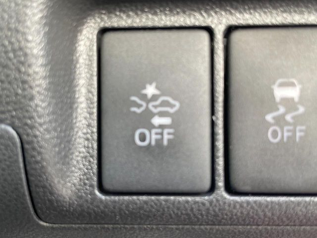 �y�X�}�[�g�A�V�X�g�z���s���ɑO���̎ԗ�����F�����A�Փ˂������Ȏ��͌x��ƃu���[�L�ŏՓˉ���Ɣ�Q�y�����A�V�X�g�B�����S�Ƀh���C�u�����y���݂��������܂��B