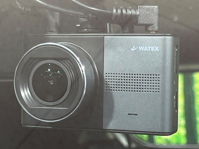 �y�h���C�u���R�[�_�[�z�h���C�u���R�[�_�[����!���s���͂������A������^�]�⎖�̂ɑ��������ہA�f���ŋL�^���A����̃��X�N�ɔ����܂��B���L�^�pSD�J�[�h�͂��q�l�����g�ł��������������K�v������܂��B