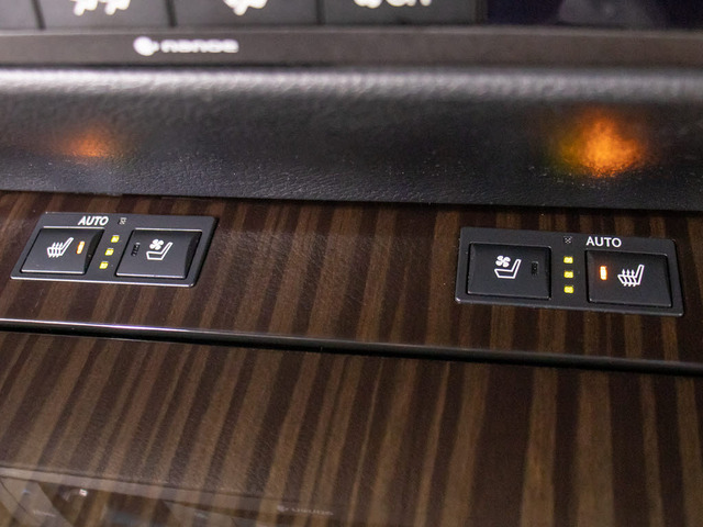 �����K�G�A�V�[�g&�V�[�g�q�[�^�[�𑕔����Ă��܂�!�����ԂȂ�ł͂̑����ł�!�V�[�g���g�܂�@�\!�V�[�g����╗���o��@�\!�ǂ�����t���Ă��܂�!!�����~���A�����Ă����K�ɂ���Ԓ����܂���!!