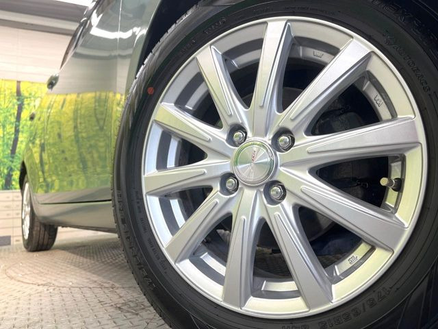 �y�A���~�z�C�[���z�O�ςɃ}�b�`�����A���~�z�C�[���𑕒����Ă���܂��B�e��A���~�z�C�[����A�X�^�b�h���X�^�C�����戵�����Ă���܂��B���񂲑��k����������