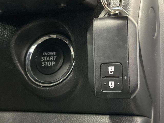 �y�X�}�[�g�L�[�z�J�o����|�P�b�g�ɓ��ꂽ�܂܂ł��h�A�̎{���E�������\�ȃX�}�[�g�L�[�𑕔��B�G���W���̃I���E�I�t�����J�M�����o���K�v����������Ƃ��Ă��֗��ł���