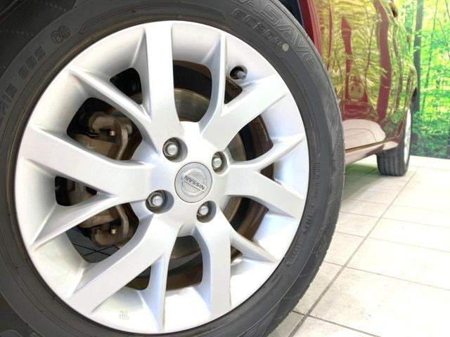 �y����15�C���`�A���~�z�C�[���z�O�ςɃ}�b�`���������A���~�z�C�[���𑕒����Ă���܂��B�e��ЊO�A���~�z�C�[����A�X�^�b�h���X�^�C�����戵�����Ă���܂��B���񂲑��k����������