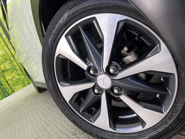 �y����15�C���`�A���~�z�C�[���z�O�ςɃ}�b�`���������A���~�z�C�[���𑕒����Ă���܂��B�e��ЊO�A���~�z�C�[����A�X�^�b�h���X�^�C�����戵�����Ă���܂��B���񂲑��k����������