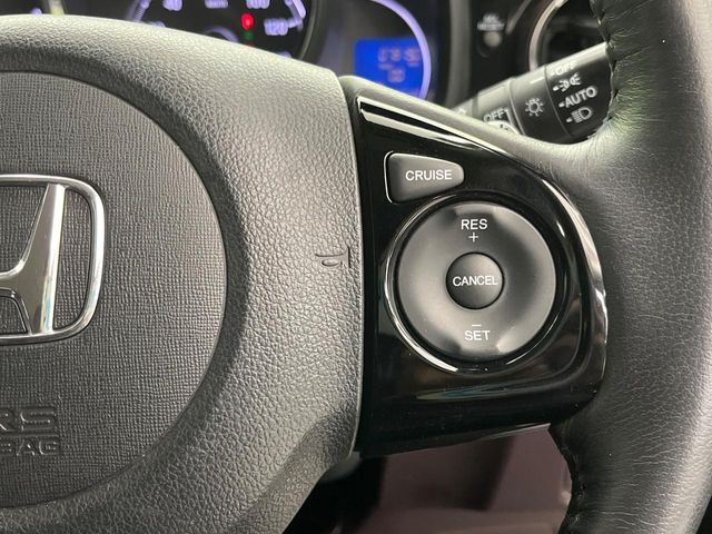 �y�N���[�Y�R���g���[���z�������H�����N���N���s�B�A�N�Z���𗣂��Ă���葬�x�ő��s���ł��A�������^�]���̕��S���y��!�����E�������ȒP�ȃX�C�b�`����Œ����ł��܂��B