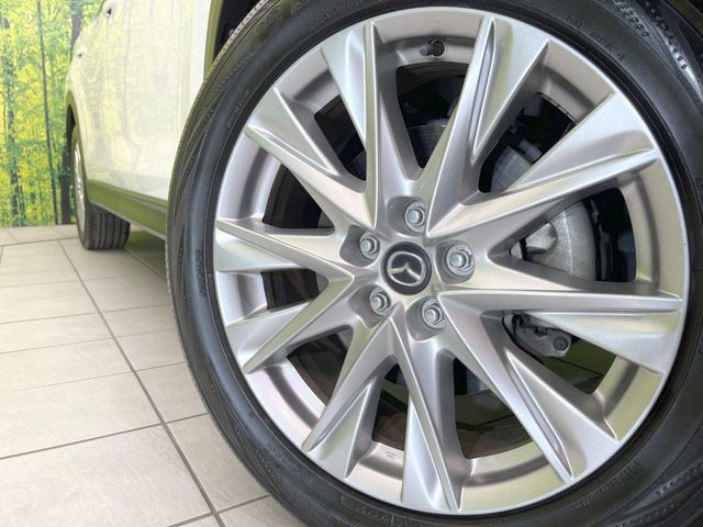 �y����19�C���`�A���~�z�C�[���z�O�ςɃ}�b�`���������A���~�z�C�[���𑕒����Ă���܂��B�e��ЊO�A���~�z�C�[����A�X�^�b�h���X�^�C�����戵�����Ă���܂��B���񂲑��k����������