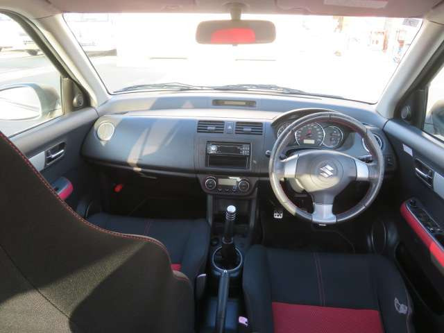 スイフト1.6 スポーツ