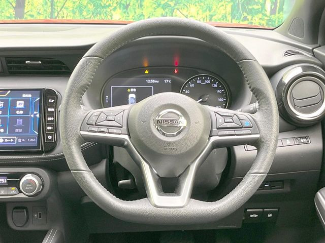 �y�����v�����X�e�A�����O�z�㎿�Ȋv���g�p���邱�ƂŁA��ɂ����������݂ƂĂ��^�]���₷���n���h���ł���