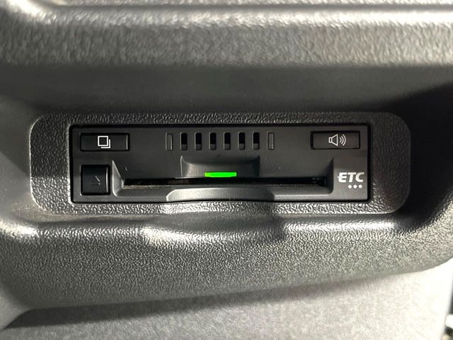 【ETC】高速道路の料金所をストレスなく通過!話題のスポットやサービスエリアに多い「スマートIC」利用時は必須のアイテムです。当店でセットアップを実施、ご納車当日からすぐにご利用いただけます!