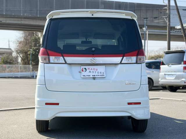 ���������ԑ����W�����ł�!���̋@��ɐ��񂲗��X������!