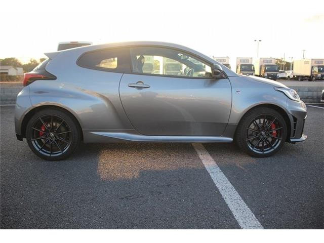 ���Ǝҗl�ւ̔̔��͂��f�肳���Ă��������܂��B �Ԍ������ԗ��̏ꍇ�́A�Ԍ����擾�������x�������z�ŕ\�����Ă���܂��B