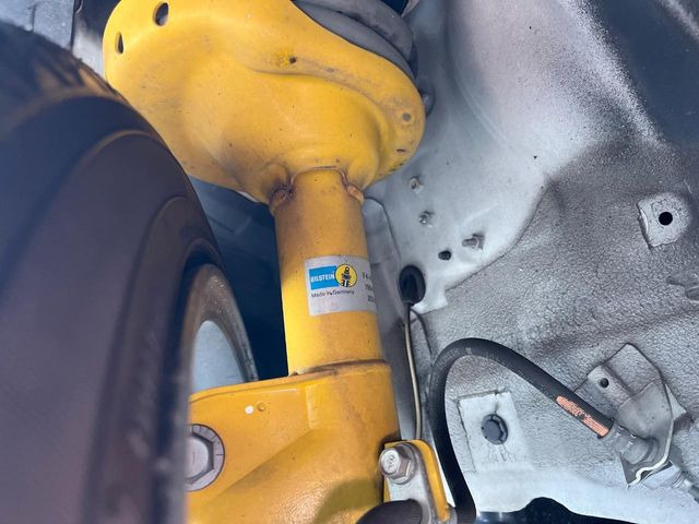 �y�r���V���^�C�����_���p�[�z�������s���̎ԗ����萫�����コ���Ă����l�C�̑����B�X���̏��S�n���]���ɂ����A�X�|�[�e�B�ȑ��s�����y���݂��������܂���